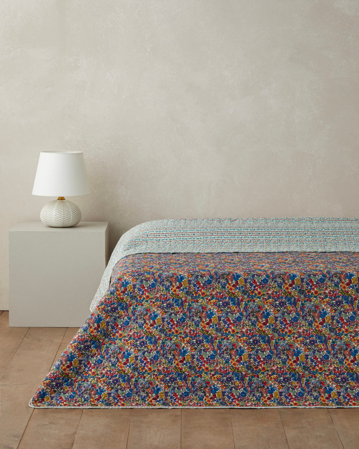 روانداز پنبه‌دوزی English home- مدل Colorful Stripway