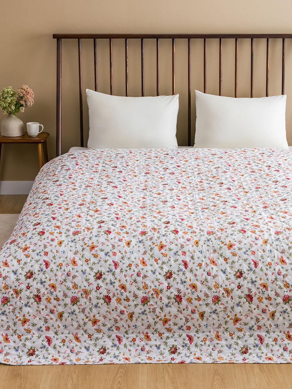 روانداز پنبه‌دوزی LC HOME- مدل Floral patterned