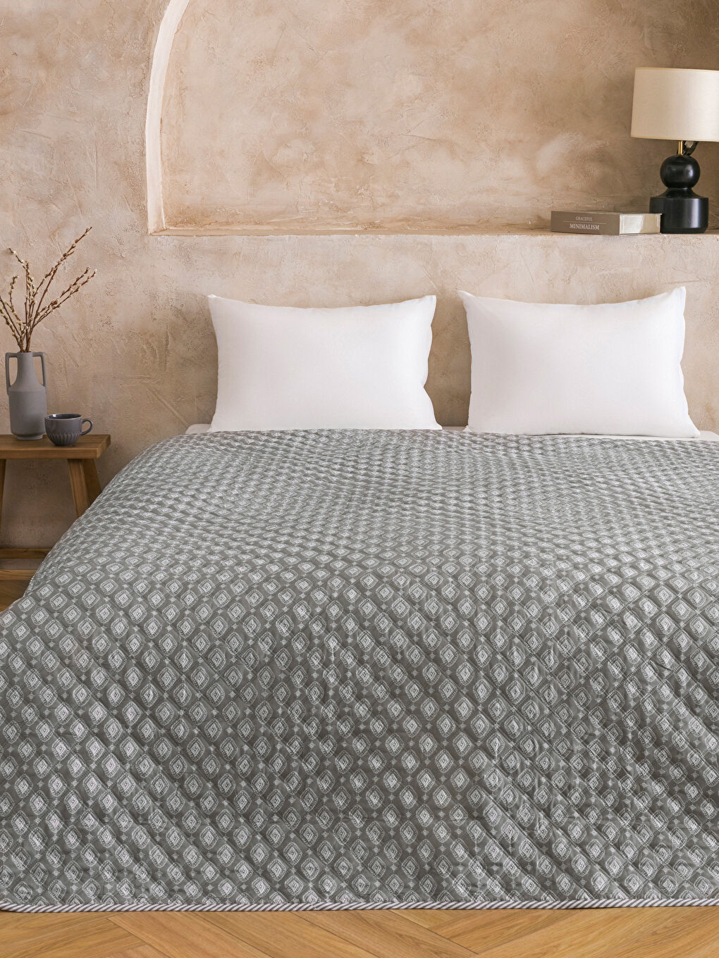 روانداز پنبه‌دوزی LC HOME- مدل Dark gray