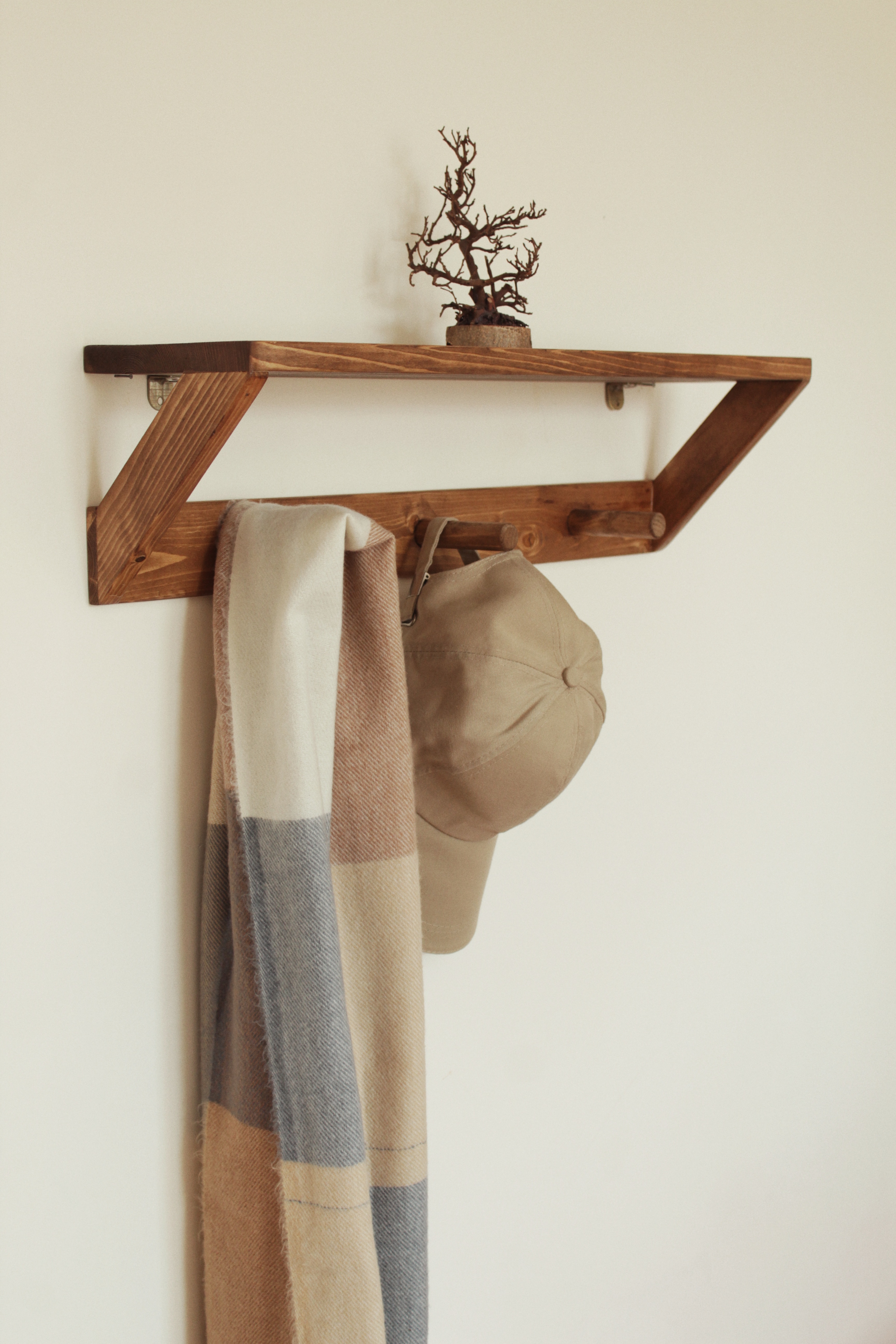 جالباسی شلف‌دار